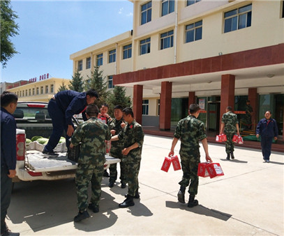一家親│興海銅鑫慰問部隊官兵，共話軍企團(tuán)結(jié)魚水情