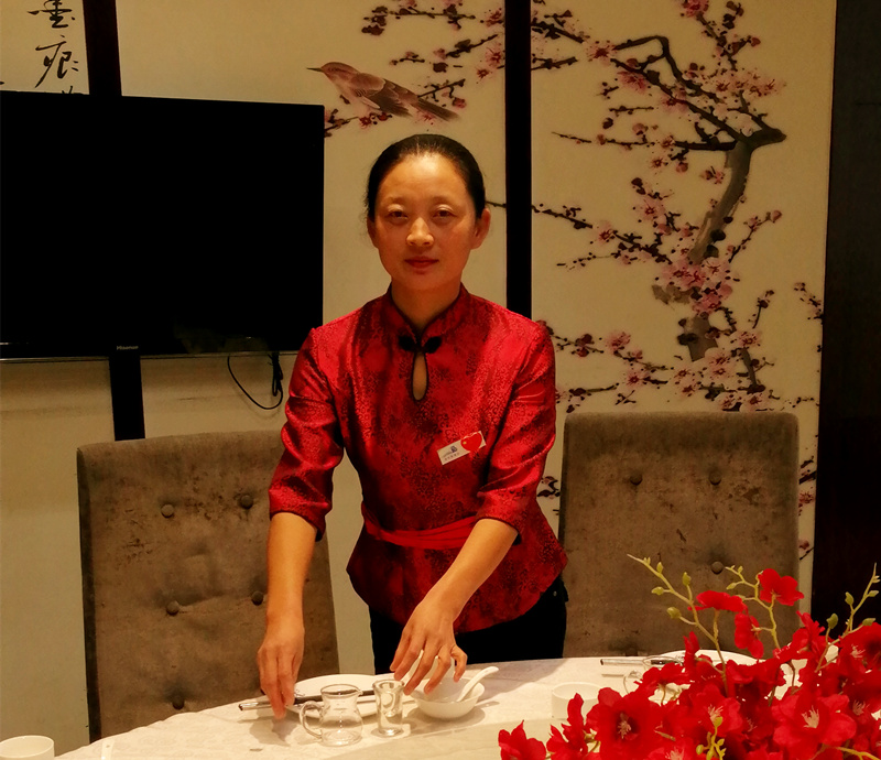 致敬，我親愛的同事——記迪尼斯伊川店客房員工陳華麗